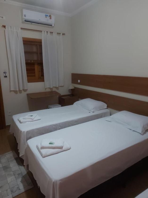 Single Room,912988276:JPEG